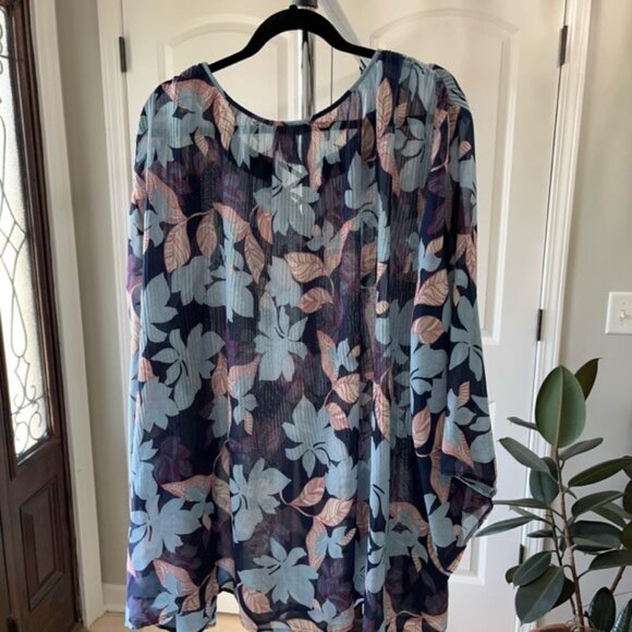 Catherines Shear Top Women”s 4X Embellished Plus Size - Picture 5 of 8